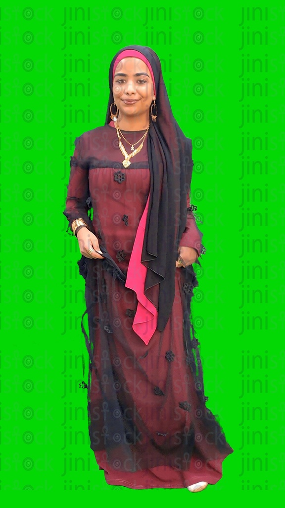 امرأة نوبية مصرية ترتدي ملابس نوبية وترقص