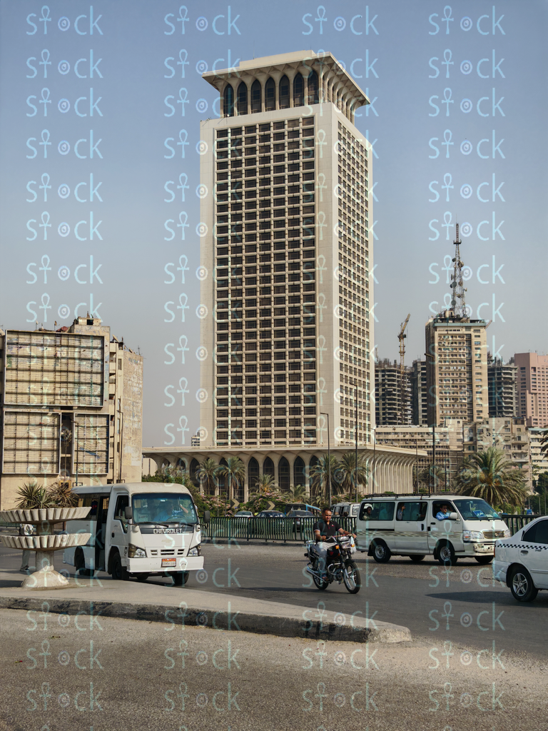 Egyptian Ministry of Foreign Affairs amid clear skies 