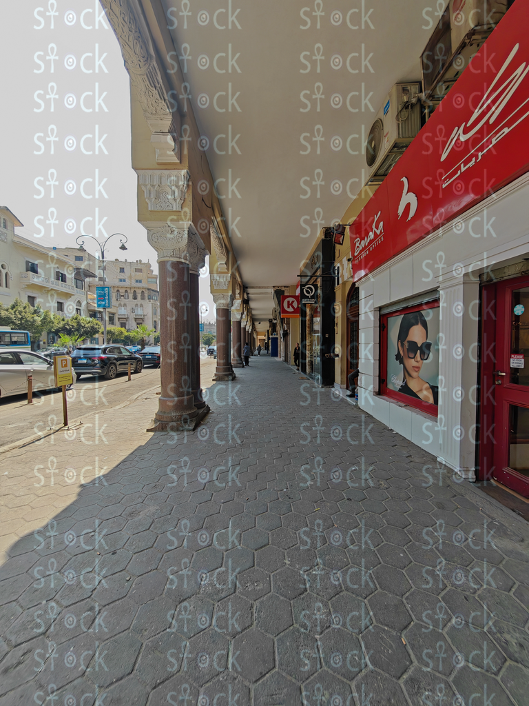  محلات وممشى للمارة