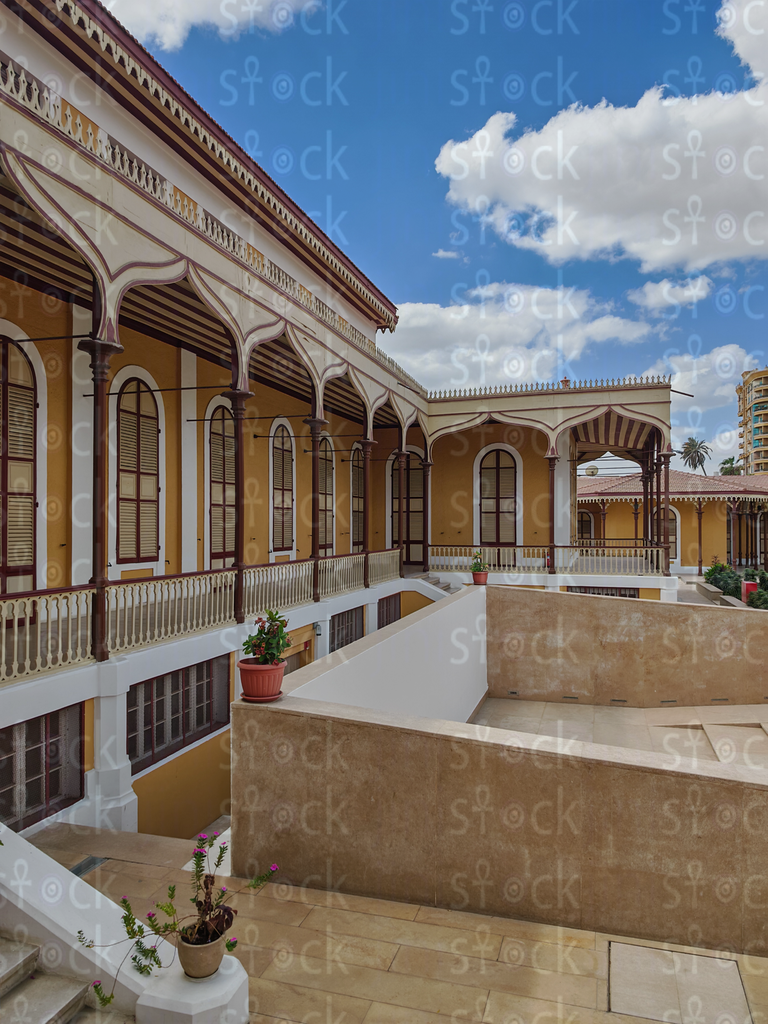 درابزين الشرفة في متحف قناة السويس