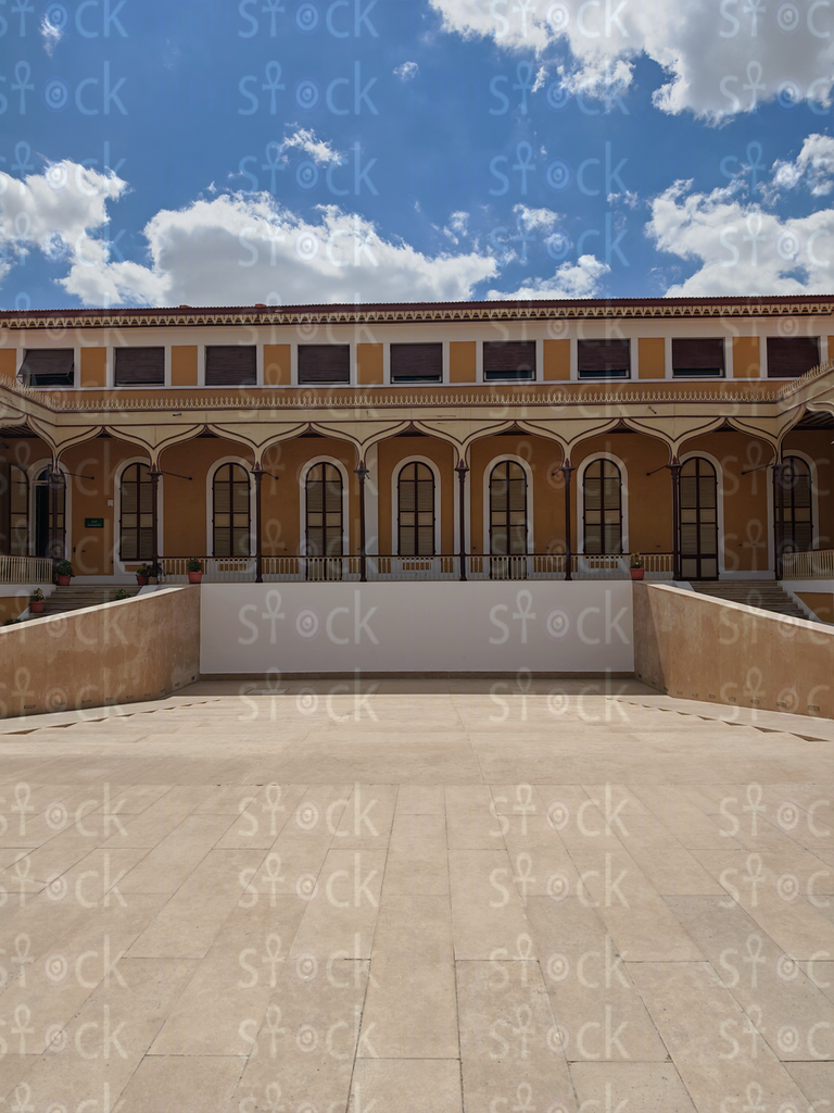 De Lesseps House