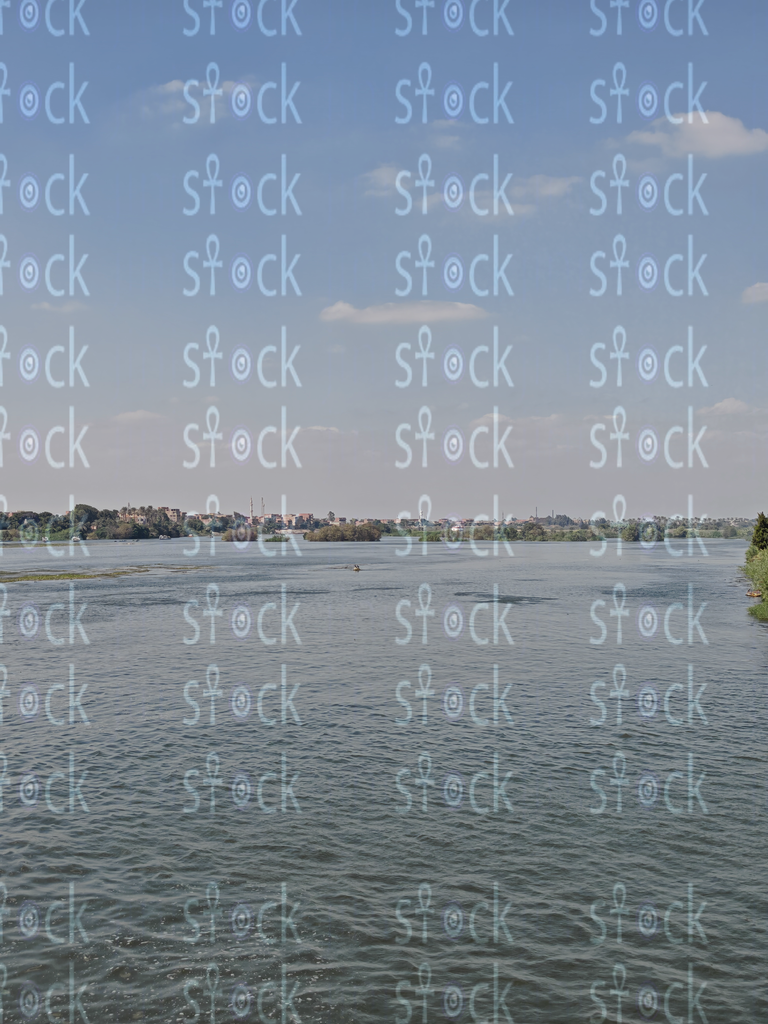  الأفق حيث تلتقي السماء بالماء