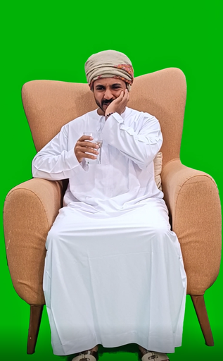 omani khaliji man  arab from gulf with teeth pain sensitivity