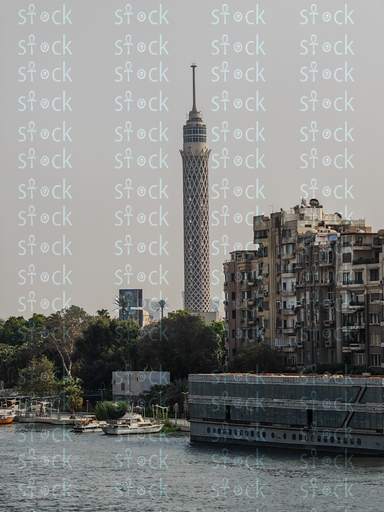  برج القاهرة يطل على النيل و المساحات الخضراء