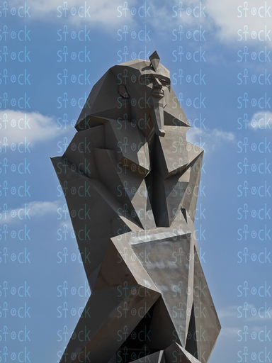 Side angle of stone monument 