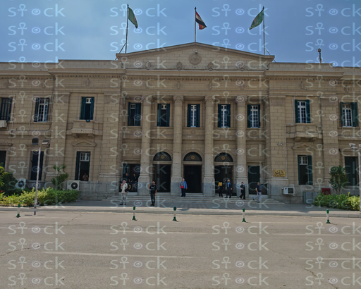 كلية حقوق جامعة القاهره