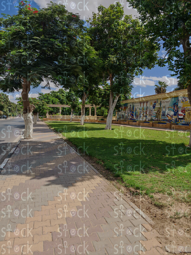 حديقة النخيل الممتدة على كورنيش الإسماعيلية